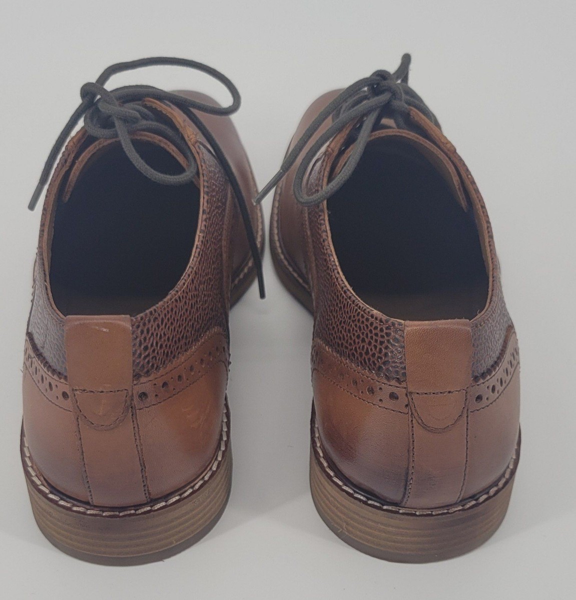 Thomas and Vine Genuine Leather Dress Shoes Mens Size 10 Thomas and Vine Genuine Leather Dress Shoes Mens Size 10 | eBay main image 2