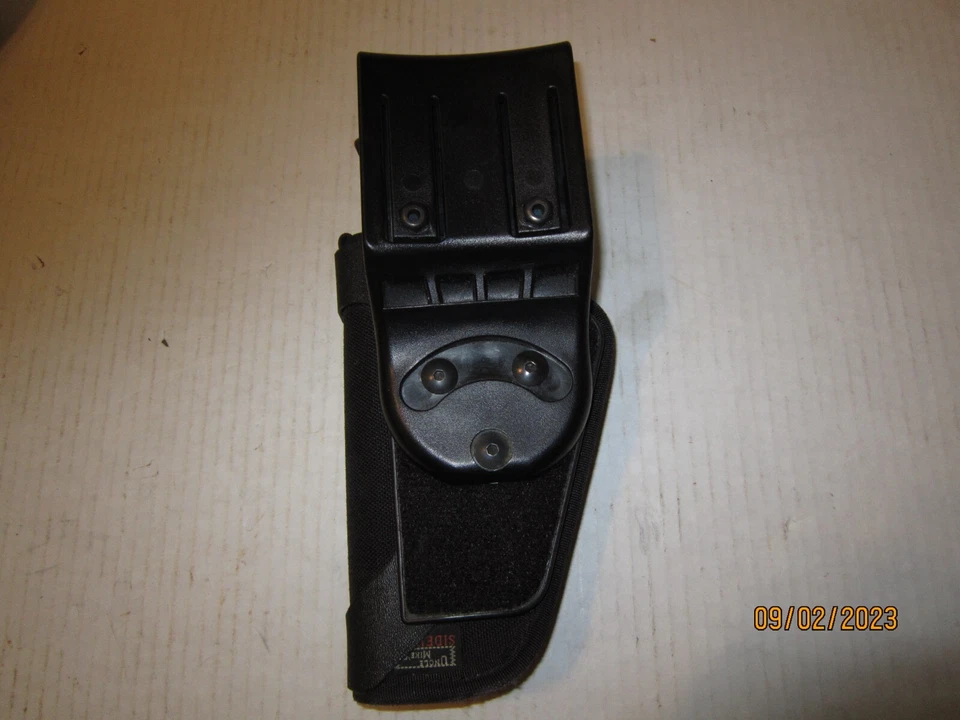 Uncle Mike's PRO-2 Dual Retention Duty Holster Size 20 RH Preowned - Image 3 of 4