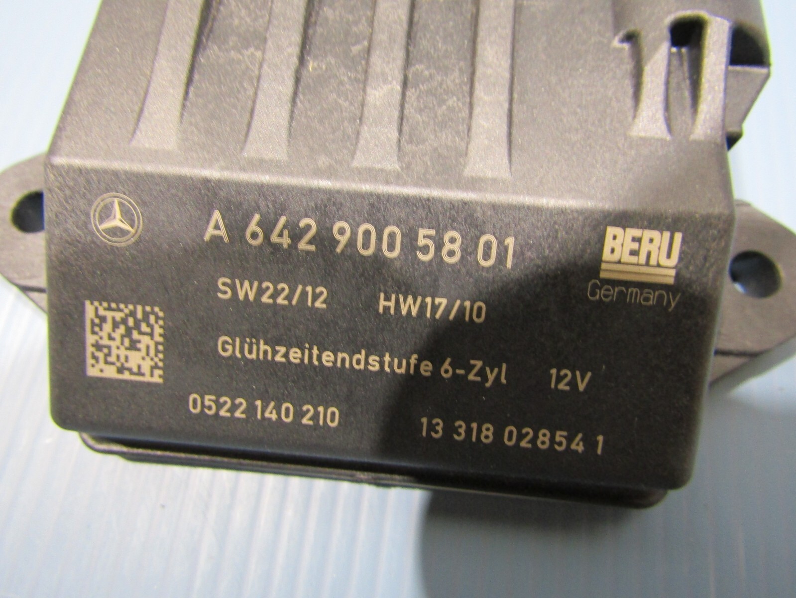 NEW Genuine Mercedes OM642 V6 Glow Plug Control Unit Relay A642900140