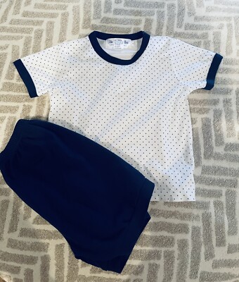 The Bubble Bee size 5 Short Set, Excellent Condition, Navy And White, Boys,
