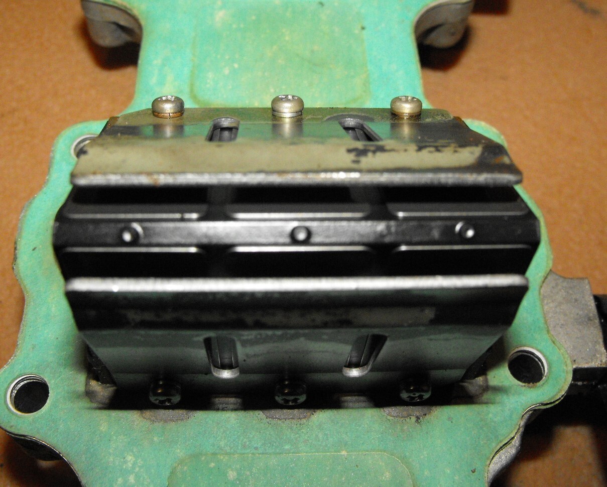 OEM Yamaha 75-90 HP 2 Stroke Intake Manifold PN 688-13641-01-00 Fits 1984-1996