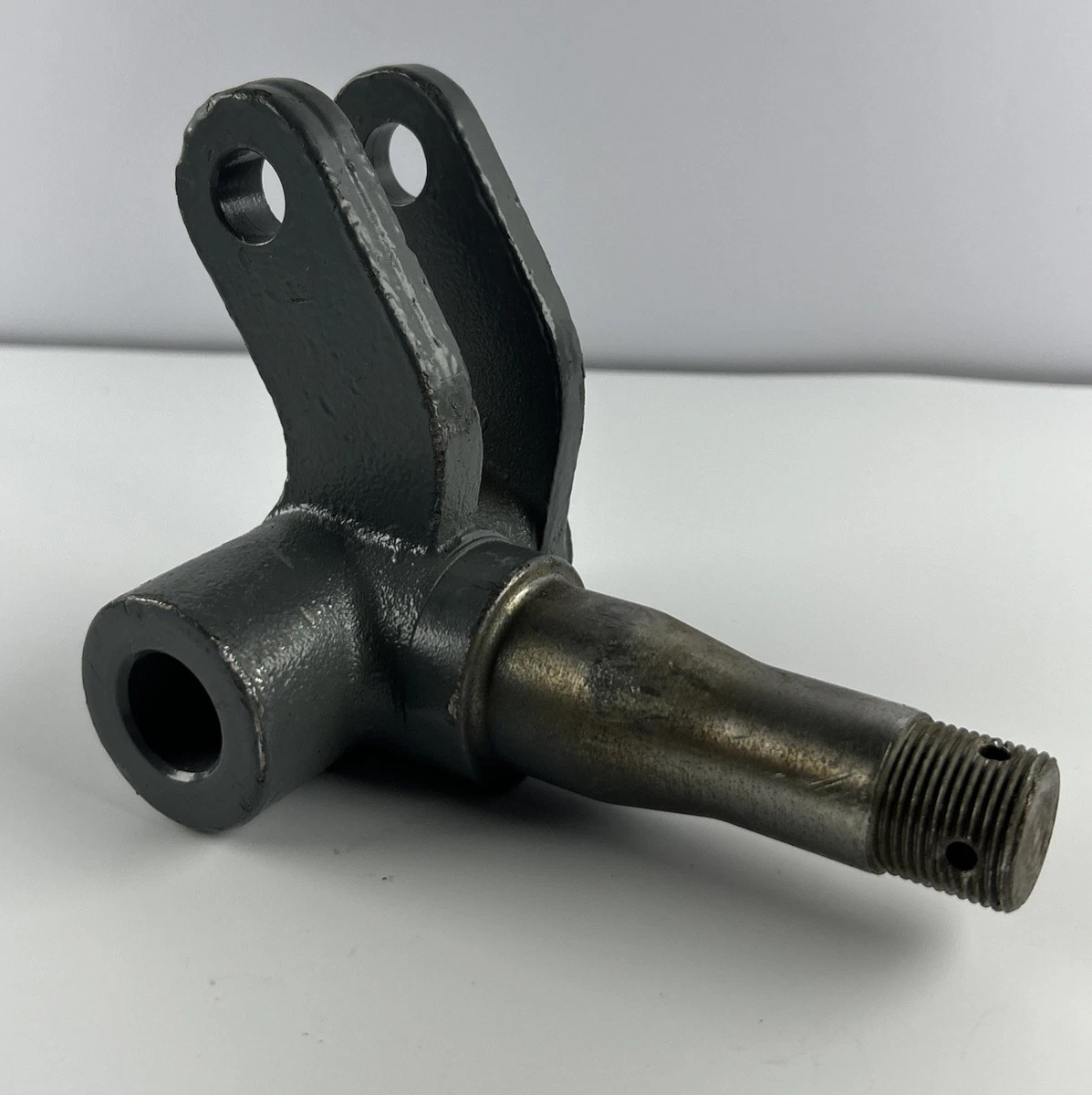 Skyjack 125806,KNUCKLE, STEER AXLE (Front Axle) photo 2