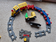 Lego Duplo Eisenbahn , Schienen, Wagen, Weiche,  E-Lok (defekt)