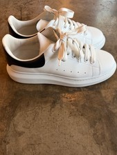 Alexander McQueen Oversized Sneaker White Leather Black Heel Tab EU 42.5 US 9.5