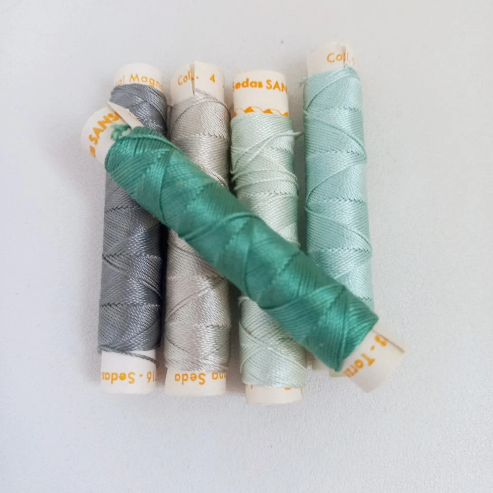 5 x VINTAGE LA SANSON AQUA GREEN OYSTER GREY 100% TORAL SILK THREAD 10m. each - Image 2 of 4