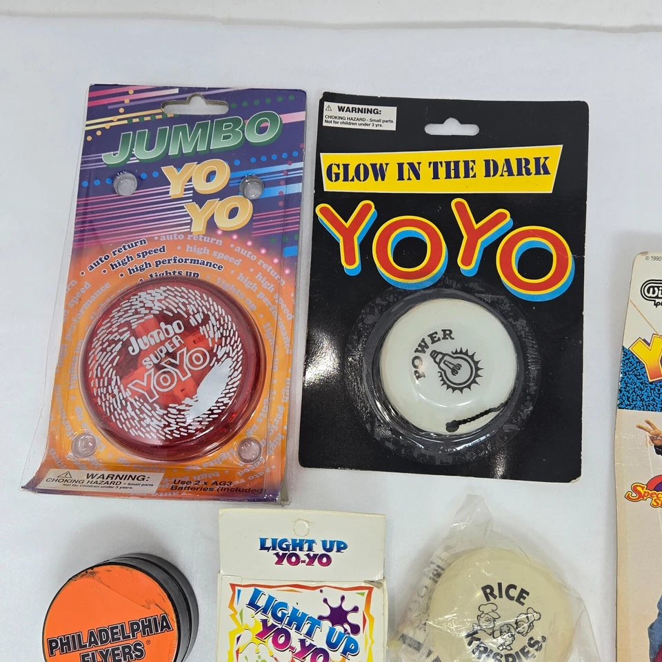VINTAGE YOYO'S LOT OF 8 NEW KIDS ON THE BLOCK GLOW IN DARK JUMBO DUNCAN FLYERS - Image 2 of 4