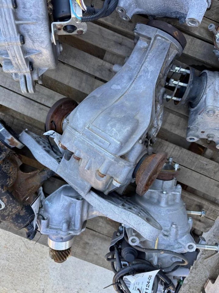 2007-2008 AUDI RS4 REAR CARRIER DIFFERENTIAL ASSEMBLY - Изображение 2 из 4