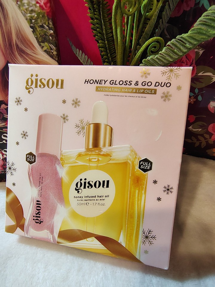 Gisou Honey Gloss & Go Duo Value Set 2 piece holiday gift set Full