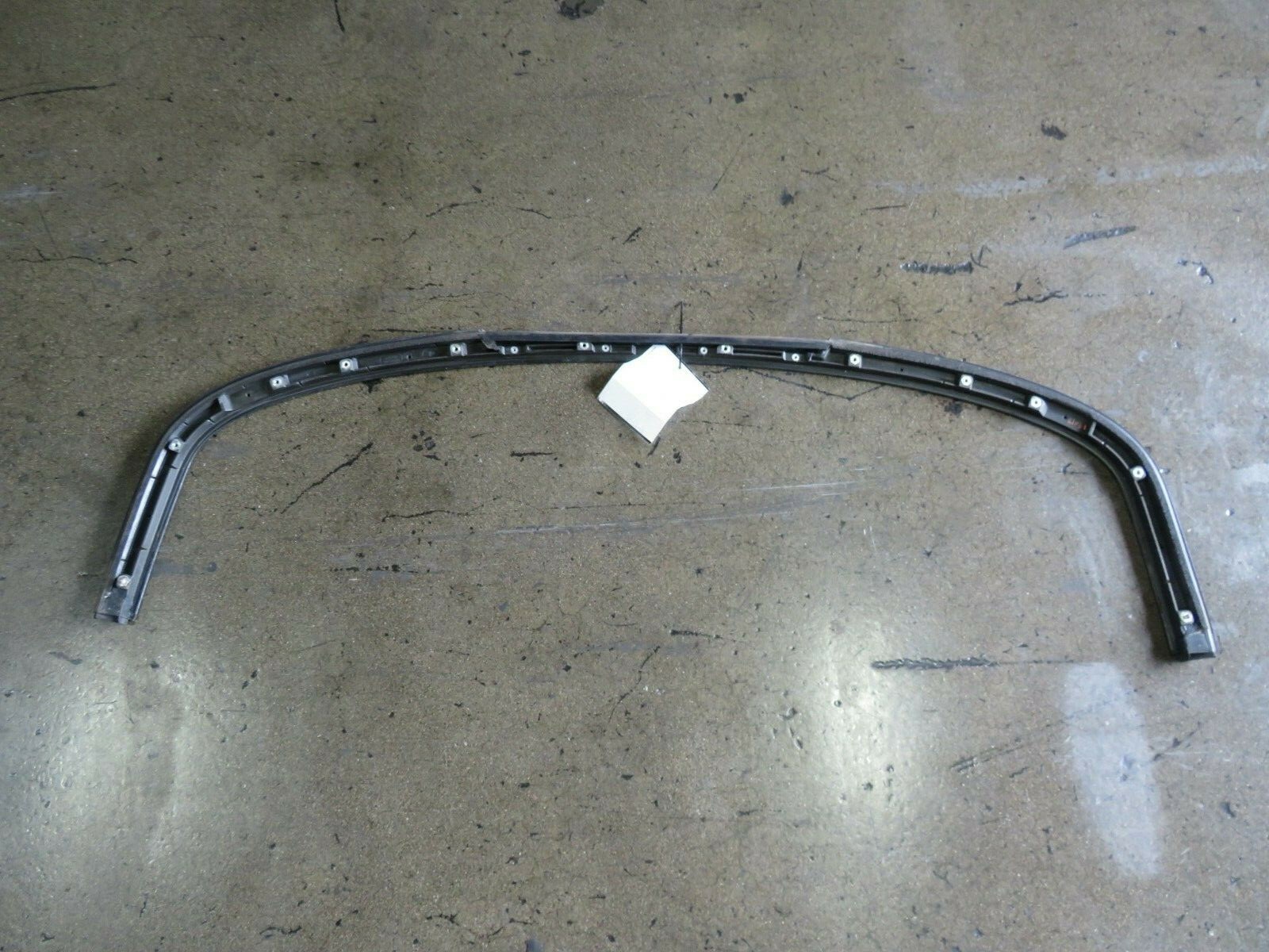 Maserati Granturismo Cabrio, Upper Moulding, Used, P/N 85220300