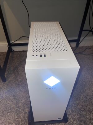 HP OMEN - 25L Gaming Desktop - Intel Core i3-13100F - 8GB DDR5