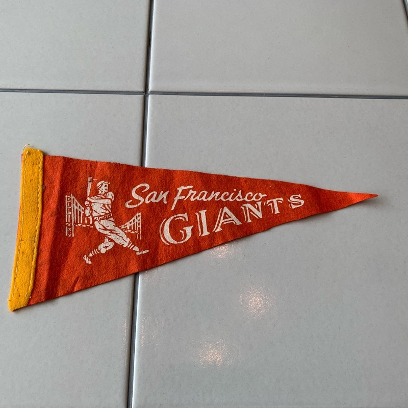 Vintage 1960’s San Francisco Giants 4” x 9” Mini Pennant 