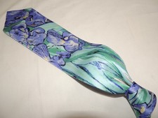 NWOT Gorgeous Robin Ruth 100% Silk Floral Nec...
