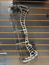 Bowtech Bow Justice RH 70#