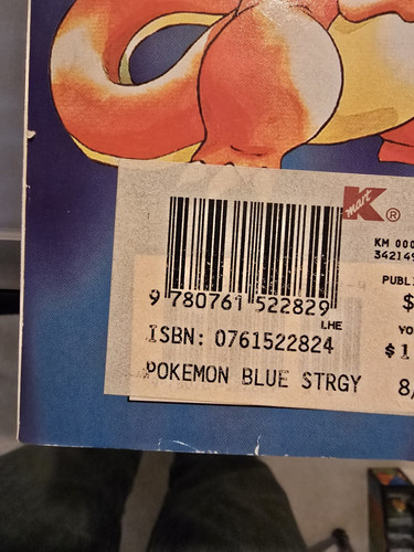 MINTY! RARE! Pokemon Blue Prima Official Strategy Guide Book Covers Red & Blue - Picture 6 of 12
