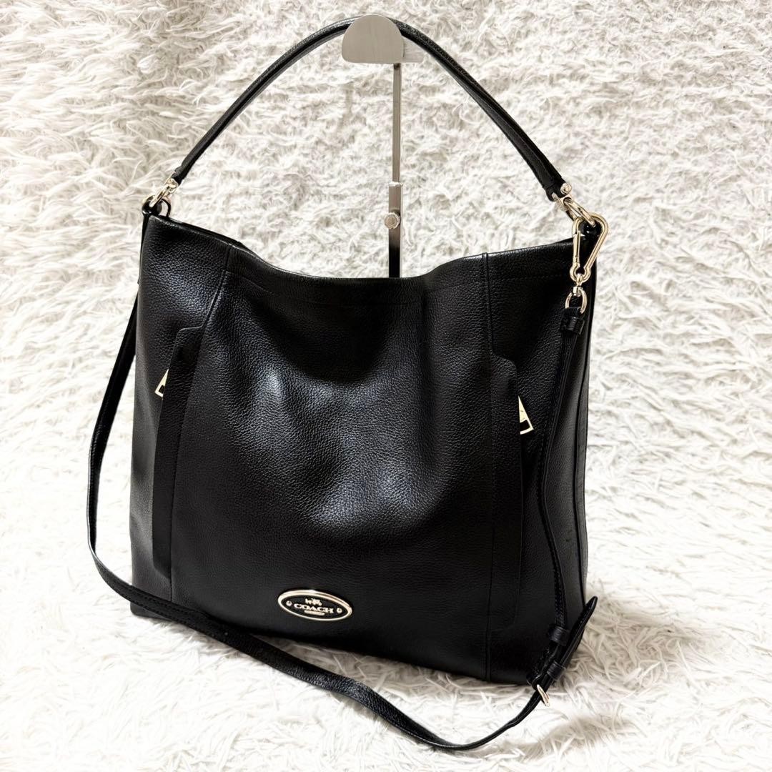 Coach Women's Shoulder Bag Handbag Purse Black Leather Solid Used Bag