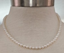 14K Gold Fresh Water Pearl Necklace Knotted Strand 20 Inches J442