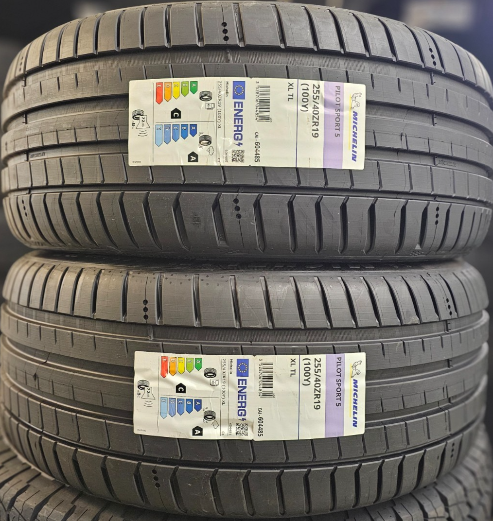 0915-09 orさん 2X MICHELIN PILOT SPORT 5 255/40 ZR19 XL 100Y 255 40 19 UHP TYRES