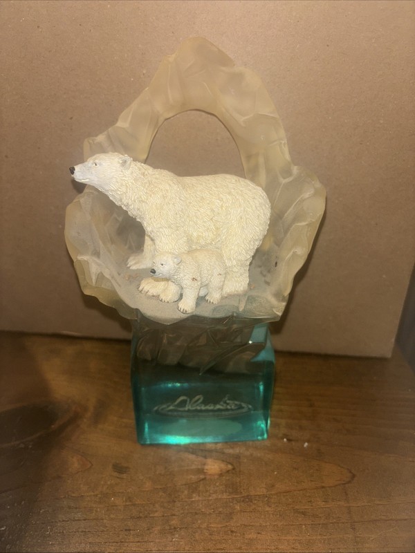 The Simkins Wildlife & Gift line (by The Simpkins Group) Polar Bear Figurine