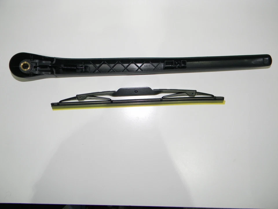 Volvo V60 2010-> Rear Wiper Arm with Wiper Blade Set，OE:31253232 - Image 2 of 3