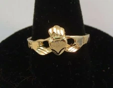 14KT GOLD PLATED CLADDAGH IRISH CELTIC WEDDING  RING , SIZE 8