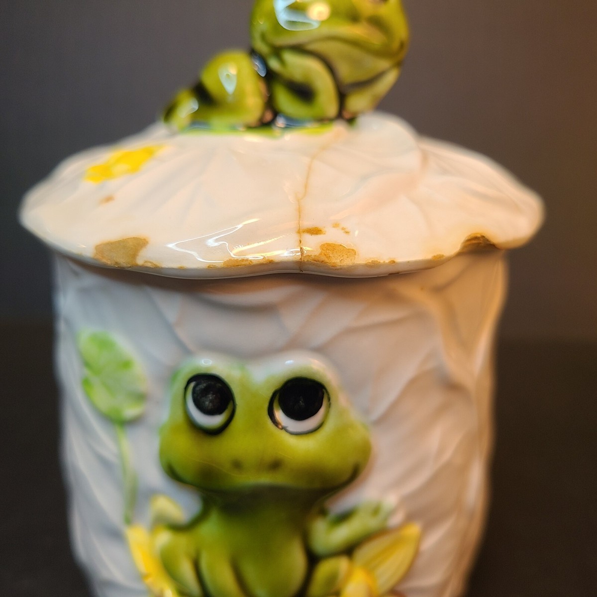 1978 Sears Roebuck VTG Neil the Frog Cream and Sugar Container Set