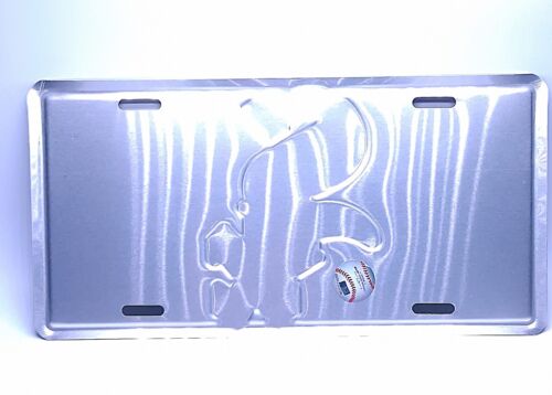 Licensed MLB CHICAGO WHITE SOX 3D EMBOSSED METAL CAR LICENSE PLATE - Picture 2 of 16