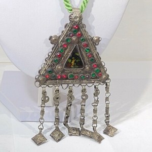 Vintage-tribal-belly-dance-handmade-Kochi-Banjara-pendant-green-cord-necklace