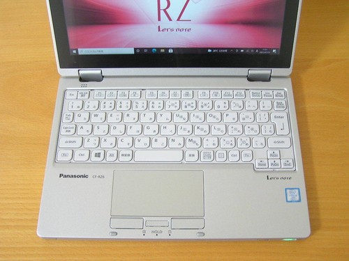Panasonic Let'snote CF-RZ6 Core i5-7Y57 1.20GHz 8GB SSD256GB 10.1inch Touch Pane - Picture 2 of 7