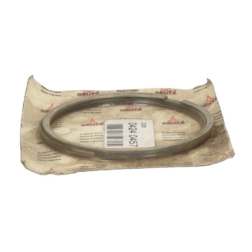 Deutz 4240457 Piston Ring Set New NFP Sealed - Picture 3 of 7