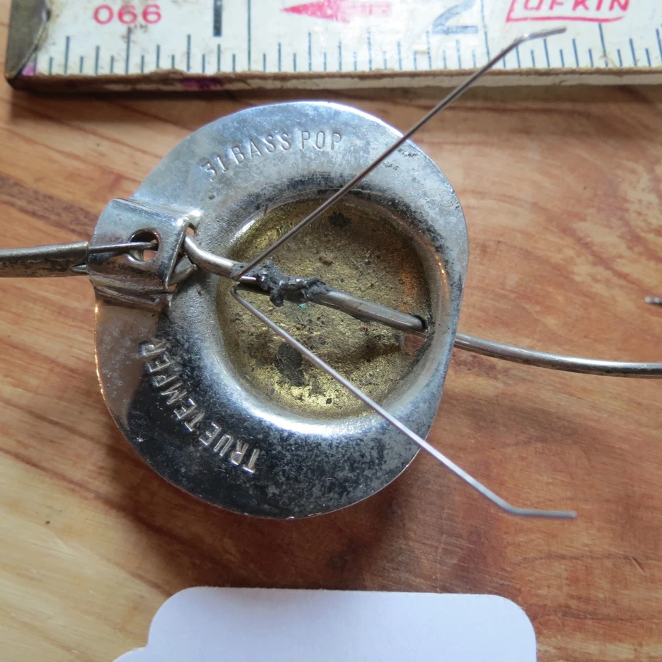 Señuelo de pesca True Temper vintage 31 Bass Pop (lote #8748) Foto 2 de 4