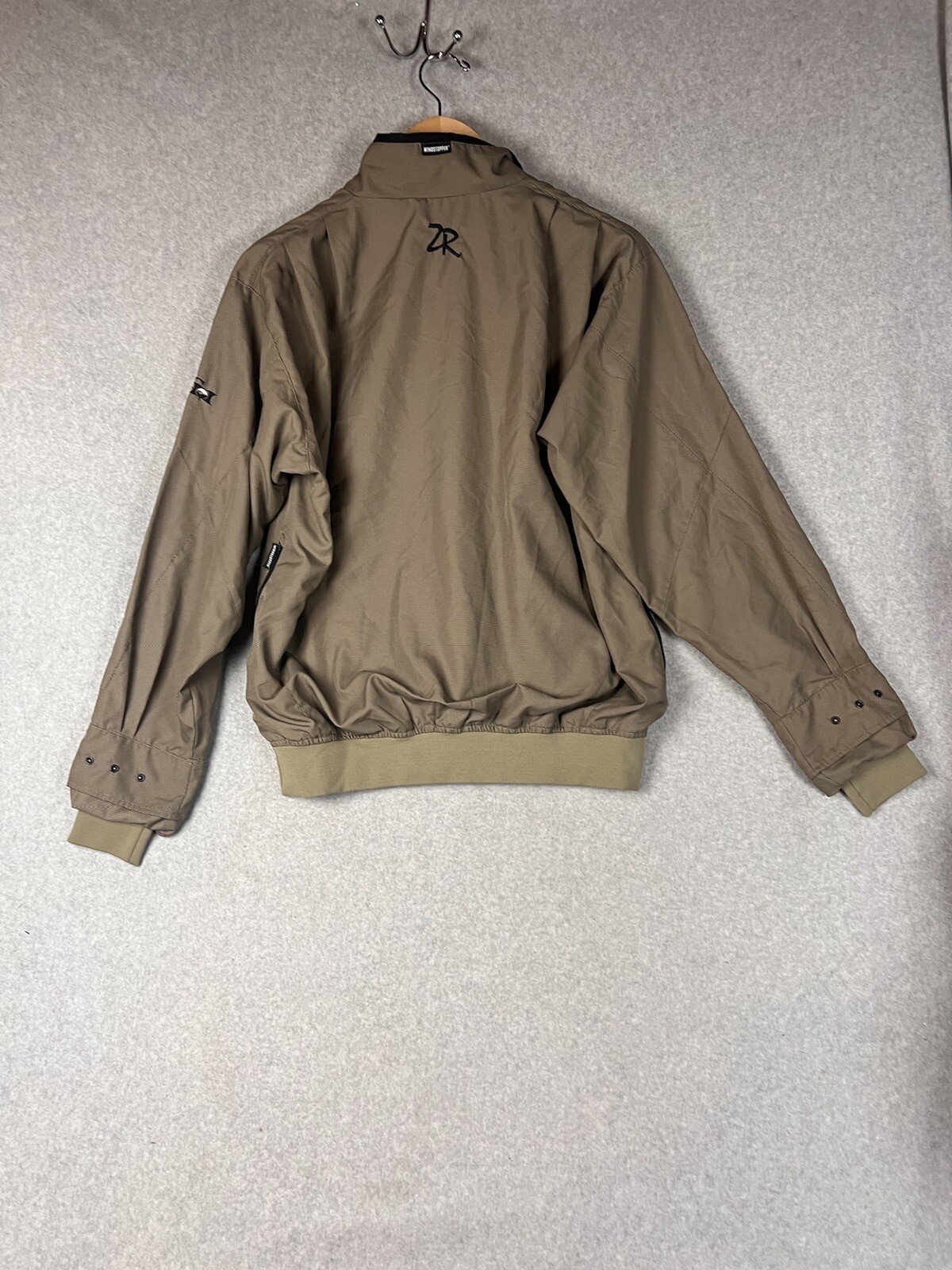 Picture 4 of 14