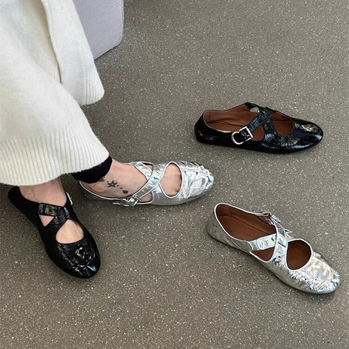 Womens New Chic Velvet Crossover Buckle Strap Ballet Flat Mary Jane Shoes Sz - Bild 4 von 18