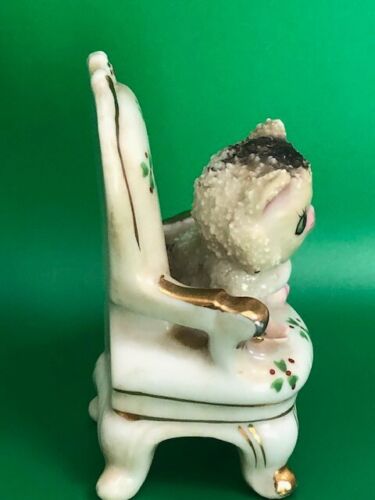 Vintage Spaghetti Porcelain Cat Kitten in Chair Figurine Japan - Picture 3 of 7