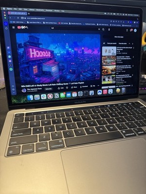 Apple MacBook Pro 13-inch 2022 BTO, M2, 16GB RAM, 512GB SSD, 10-Core Processor
