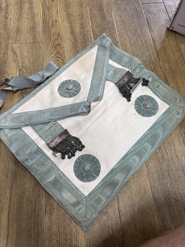 VINTAGE MASTER MASON'S APRON - Fattorini & Sons- craft - Masonic - Picture 3 of 13