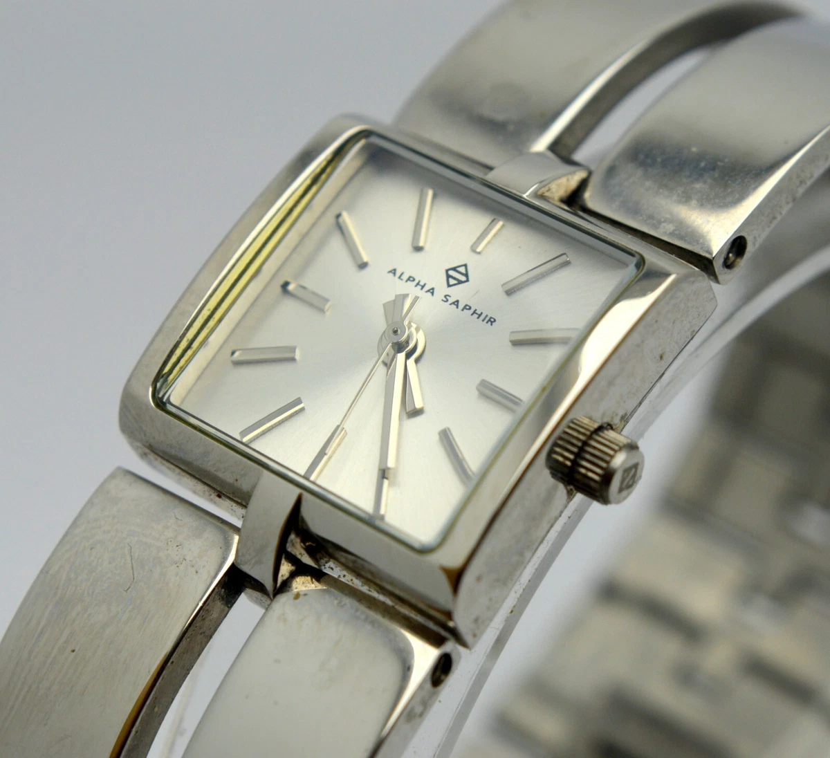 ALPHA SAPHIR BRANDED LADIES WATER RESISTANT 3 ATM QUARTZ WATCH