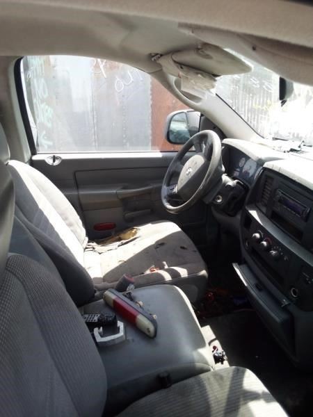 Driver Left Front Spindle/Knuckle Fits 03-08 DODGE 2500 PICKUP 25521076