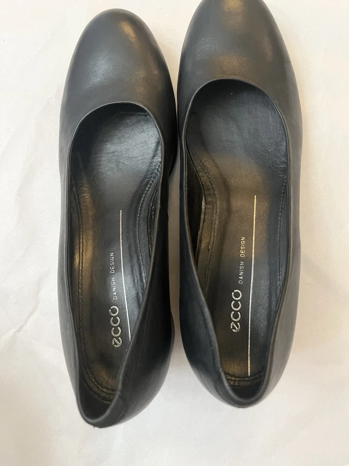 Vestido ECCO Clásico 35 Zapatos de salón para mujer Talla 38 7,5 Cuero Negro Punta Redonda Tacón Bloque Foto 2 de 4