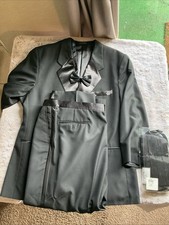 Gerald Austin of Bond Street tuxedo Complete Jacket, Pants, Tie, Cummerbund R52