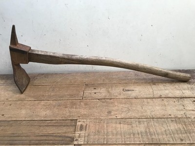 Old Kelly Axe & Tool Co. True Temper Digging Mining Pick w/ handle