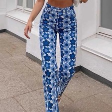 Zara Blogger Favorite Retro Daisy Blue Floral Jeans in US 8