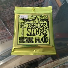 Ernie Ball 2221 Regular Slinky Electric Guitar Strings