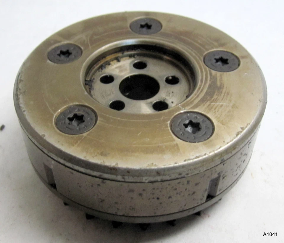 Ajustador del árbol de levas izquierdo o derecho genuino Audi Allroad Quattro S4 (2004-2009) Foto 2 de 4