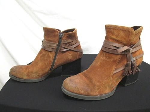 B.O.C. Brown Suede Strap \u0026 Tassel Side 