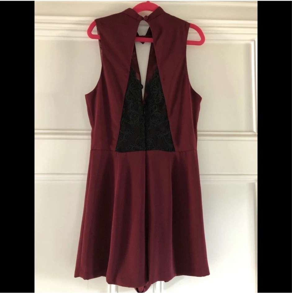 Topshop burgundy with blk lace insert romper size US4 with a back zip and button - Image 2 of 4