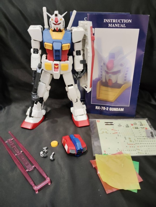 Bandai PG 1/60 Gundam Gunpla Assembled