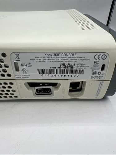Consola Xbox 360 Blanca Solo 120Gb HDD CON CAJA-No Funciona Para Piezas - Imagen 14 de 16