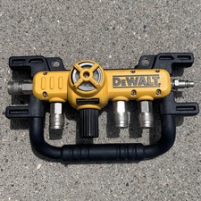 DeWalt D55040 Quadraport 4-Port Air Line Splitter with Regulator Pneumatic Tool
