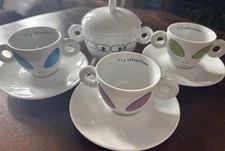 Illy Art 2001: David Byrne Alien Cups 3 Signed Cup/Saucers, Sugar Bowl, Brochure