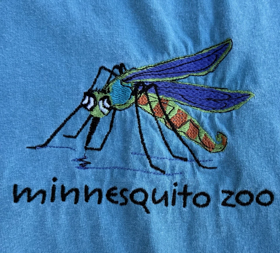 Camiseta De Colección Minnesquito Zoo Minnesota Talla XL Divertida Bordada Misquito Camiseta Foto 3 de 4